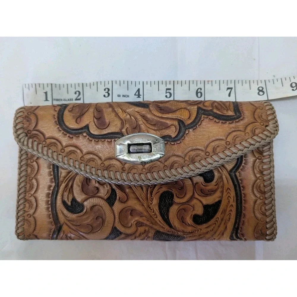 Brown Vintage Trifold Leather Wallet Billfold Tooled Whipstitch Metal‎ Clasp